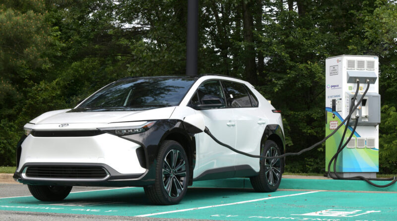 Toyota Increases Electric Vehicle Investment Despite Hybrid Success